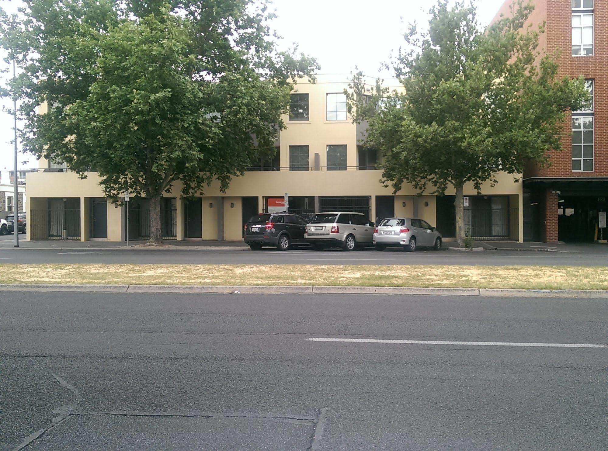 Rnr Serviced Apartments Adelaide - Wakefield St Exterior photo